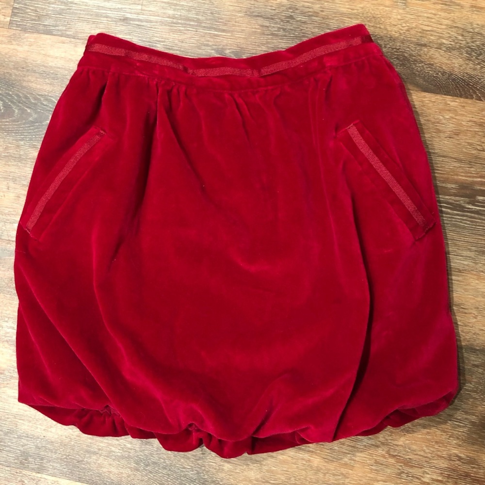 Busy Bees girls size 6 red velour skirt